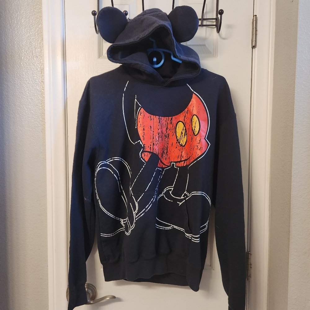 Disney sweatshirt size m